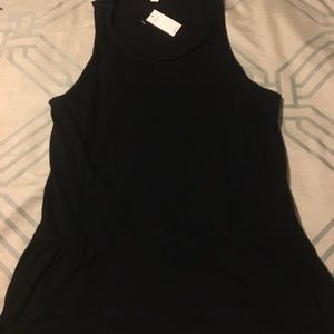 Gap NWT S black tank.
